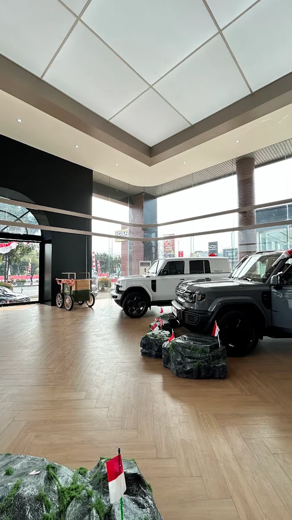 iCAR vehicle display